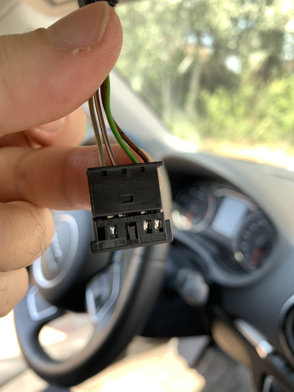 LED плафони освітлення салону 4