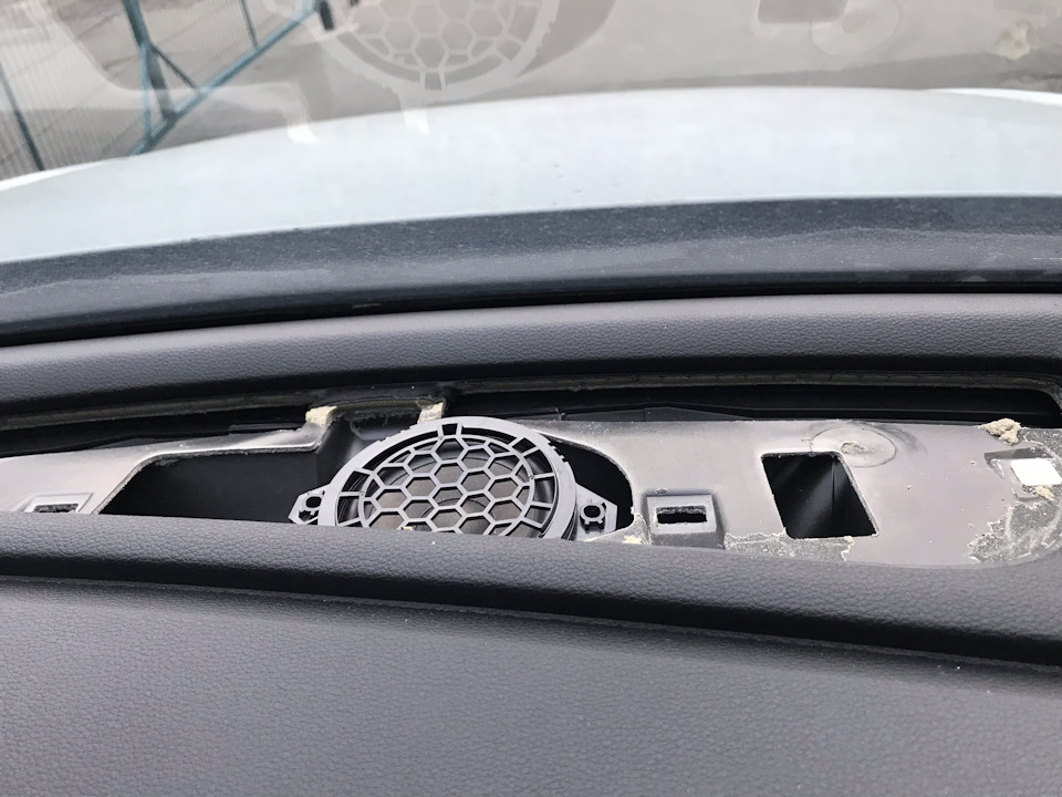 Audi Sound System 🔈(9VD) installed 5