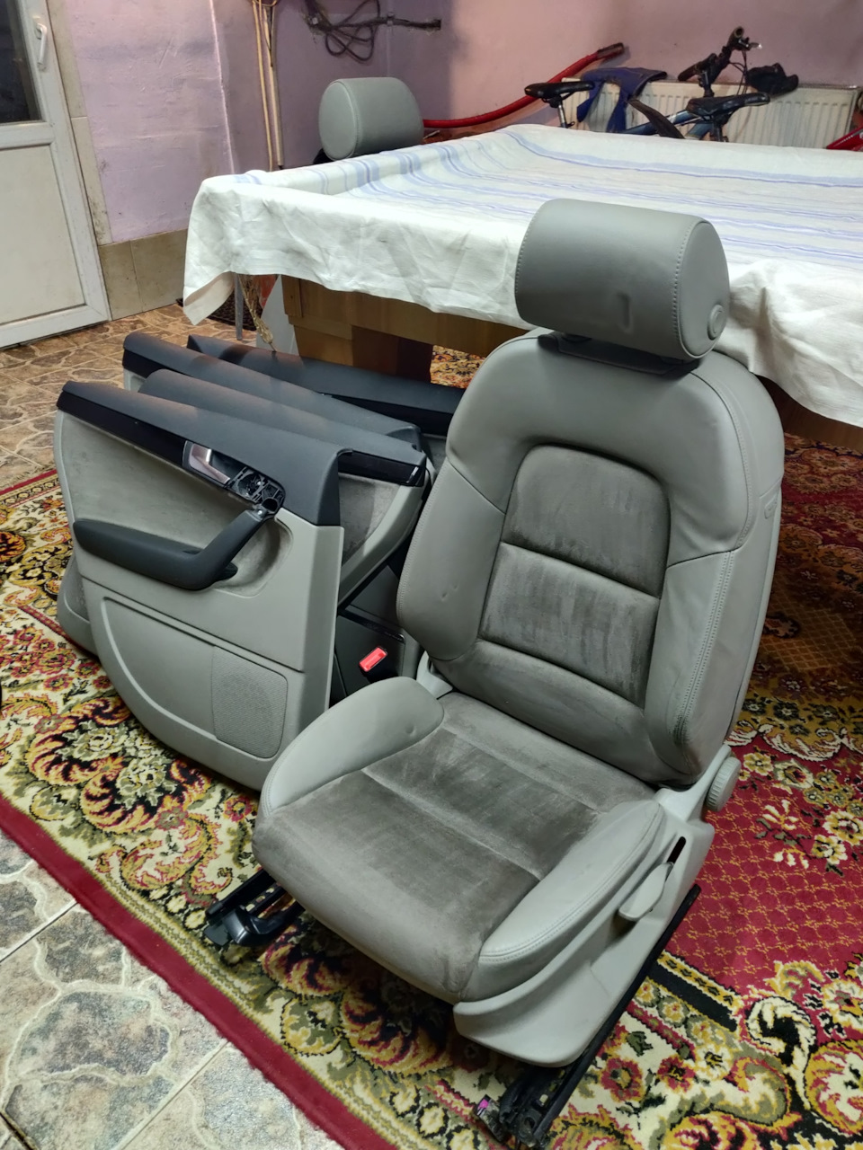 Заміна салону на шкіру + алькантара 3