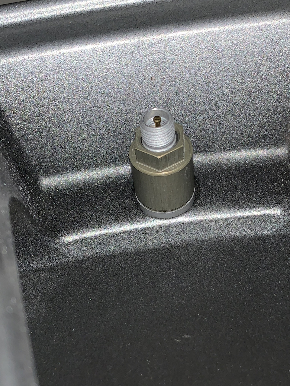 Кастомні гайки вентилів TPMS 2