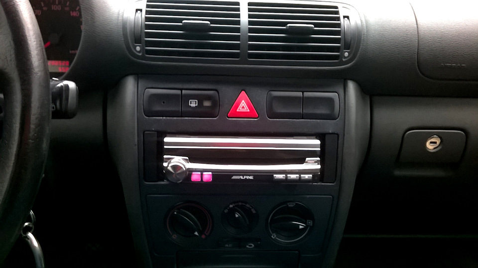Alpine IVA D105R 3