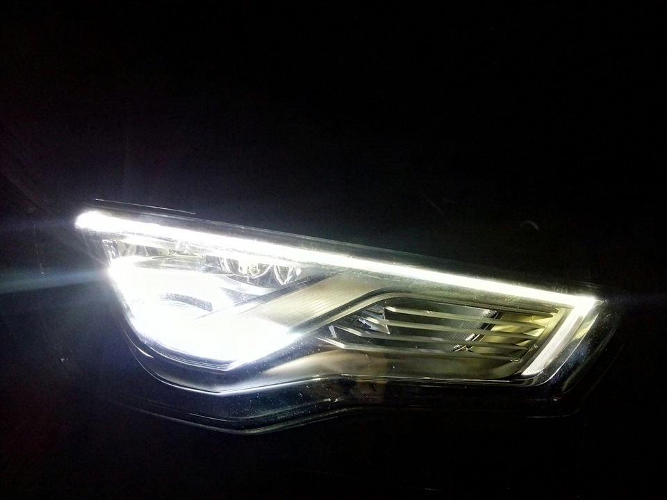 Встановлення адаптивних LED фар на Audi A3 3