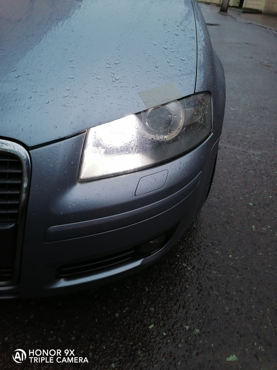 LED лампочки в габарити Audi a3 8p 3
