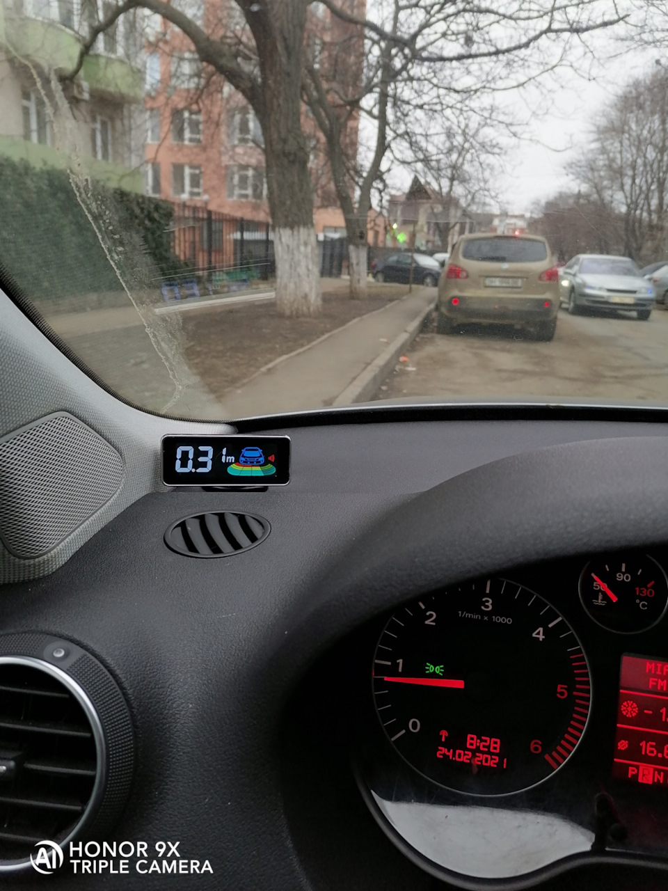 Встановив Парктронік 5
