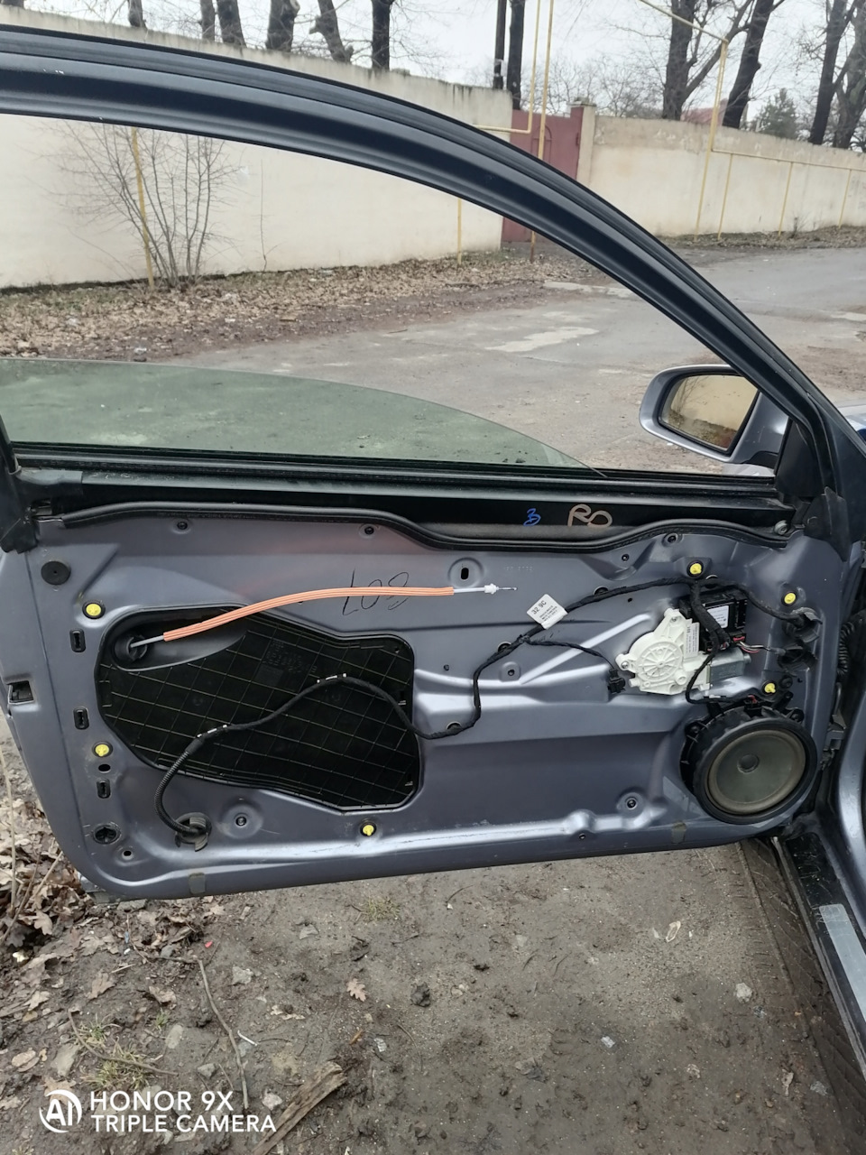 Заміна підйомника водійських дверей Audi A3 8p 3