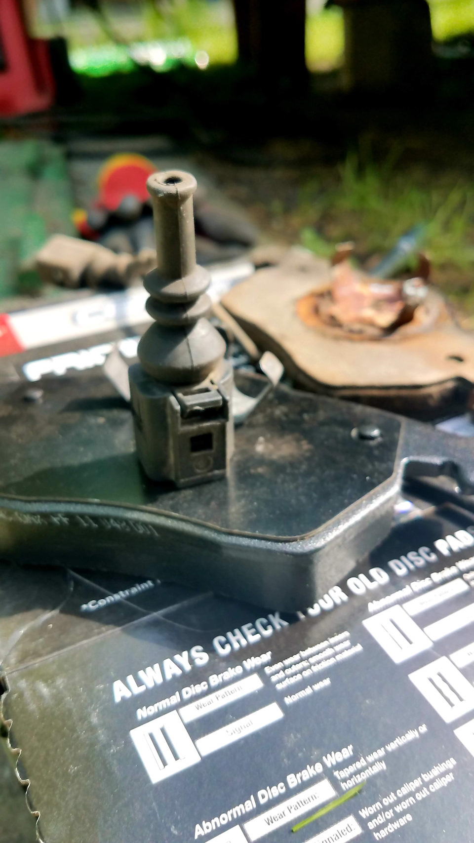 EBC Ultimax + Friction Masters Ceramic. Фарбування супортів. 3