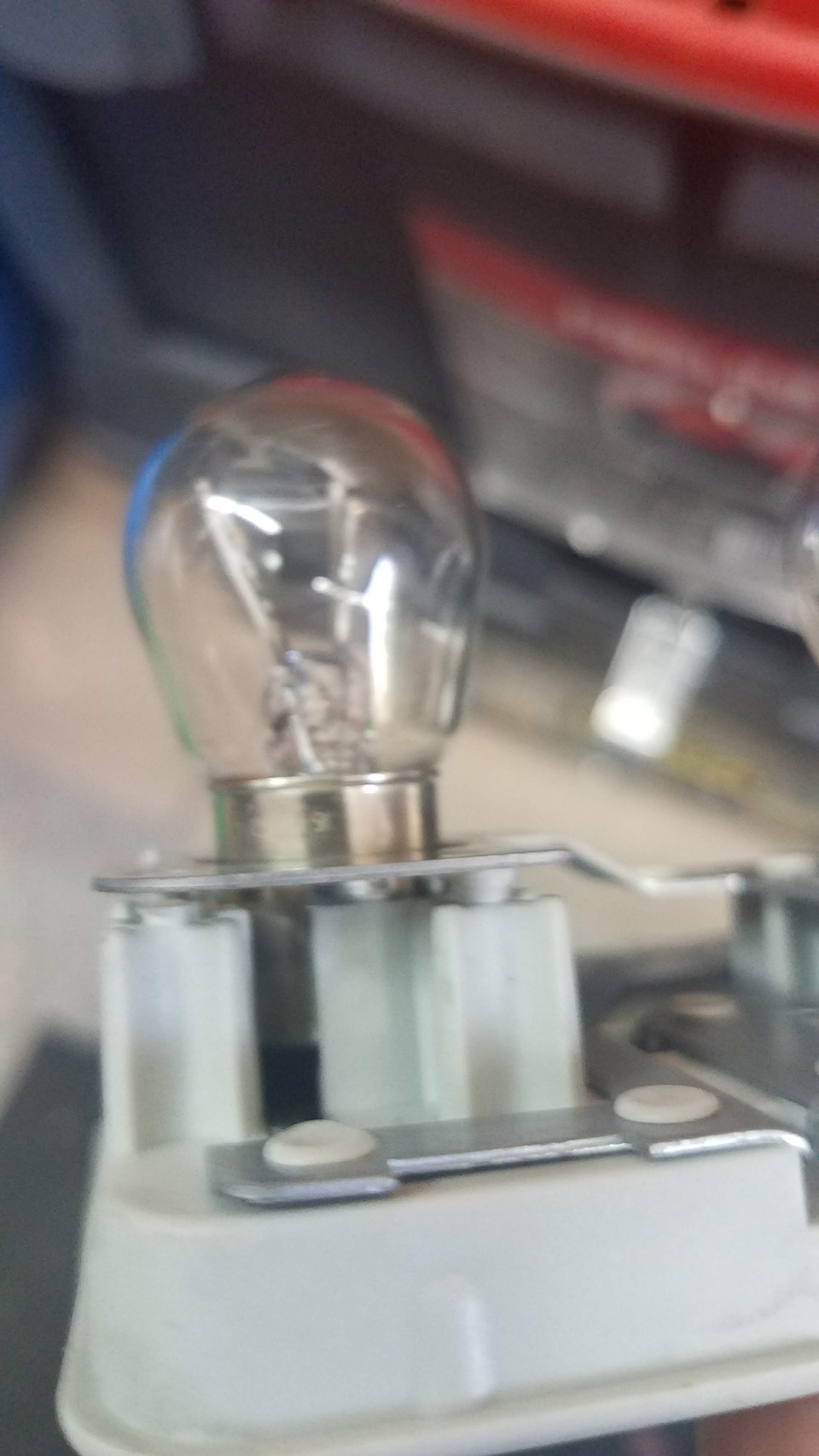 LAMPE KAPUTT або BremsLicht. Ремонт заднього стоп сигналу. 5