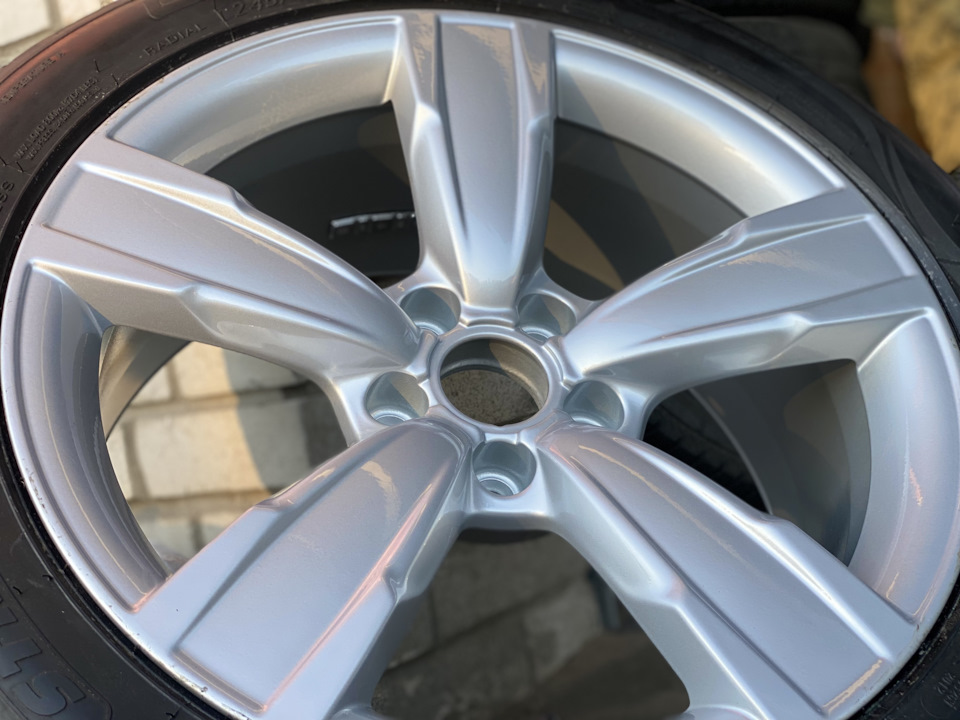 Красимо Диски в оригінальний колір AUDI 2
