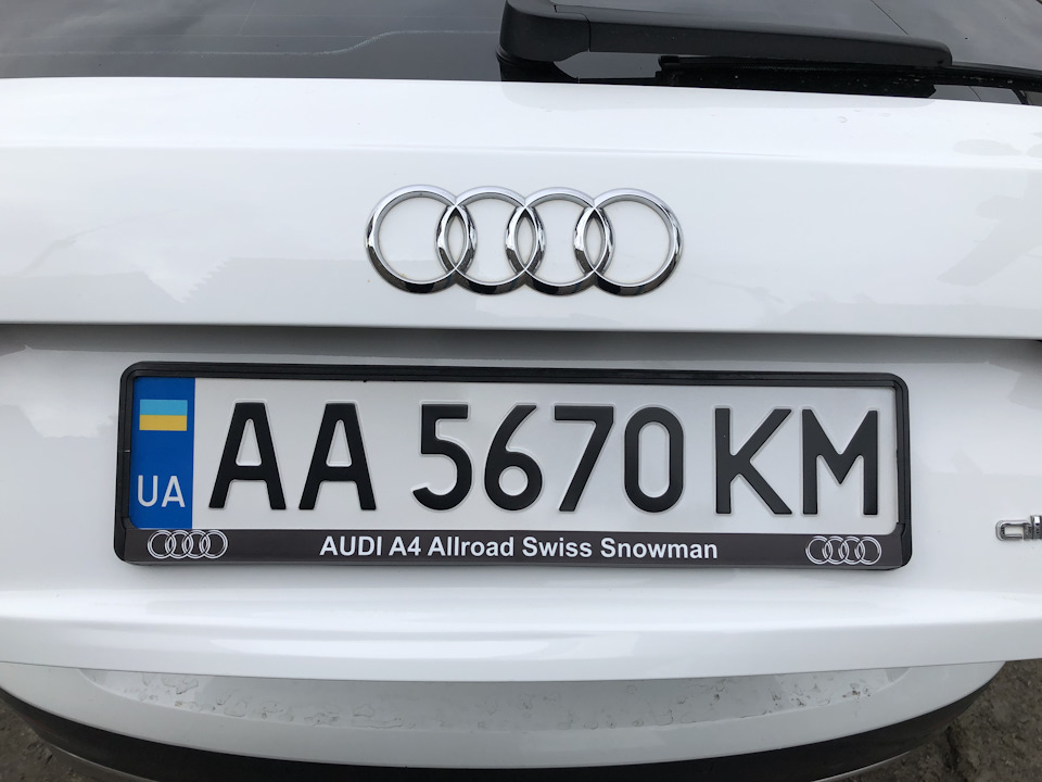 Нові номерні рамки 4