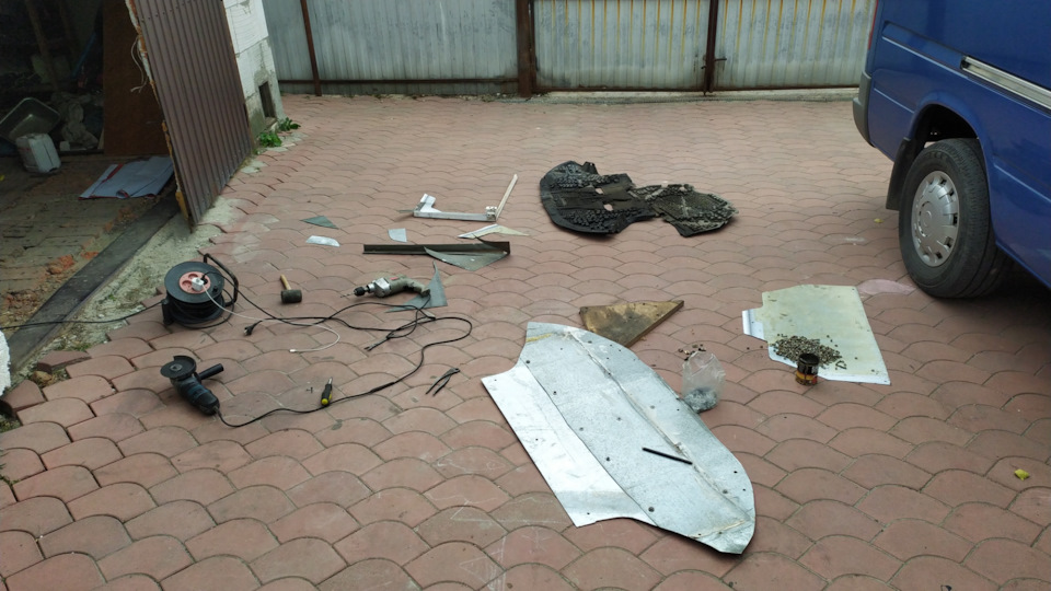 Колгоспимо грязьовий захист ДВС та КПП😁 4