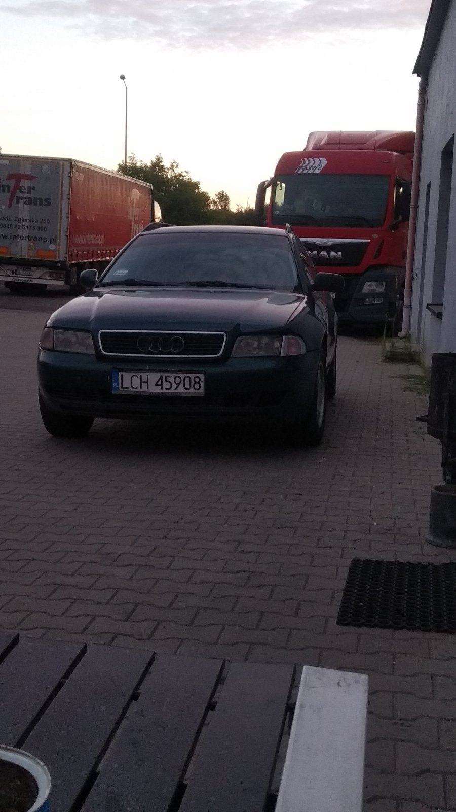 Audi A4 Avant B5 жива... 4