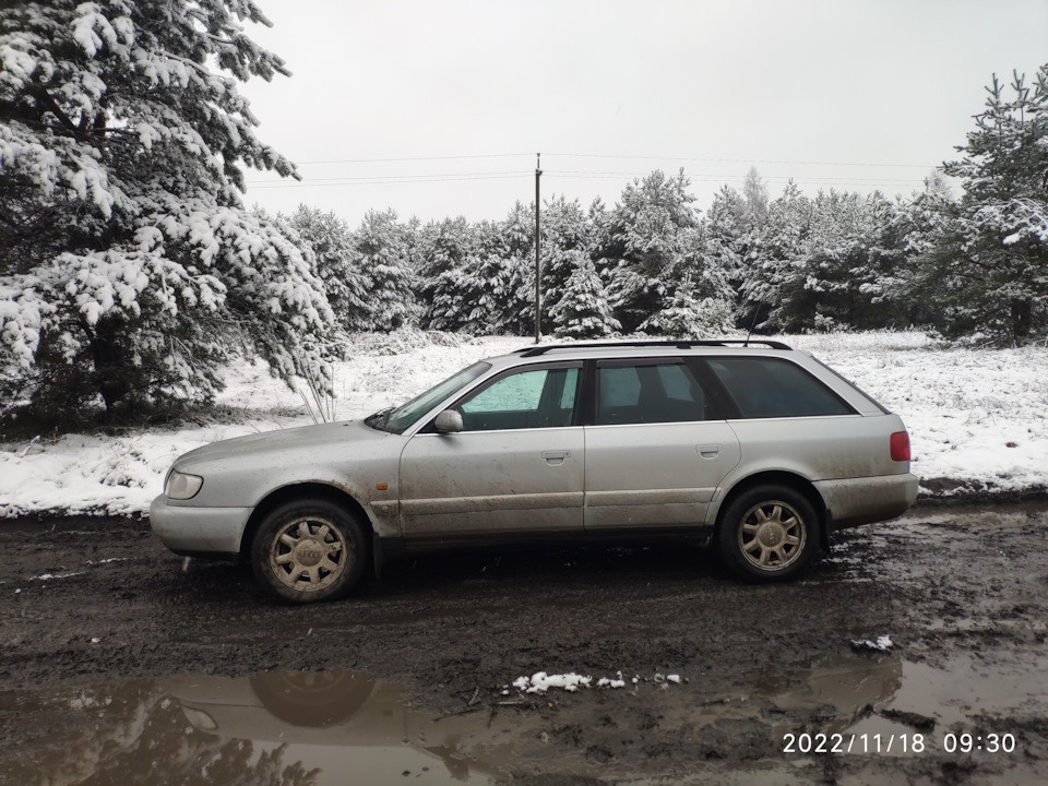 Audi A4 Avant B5 жива... 1