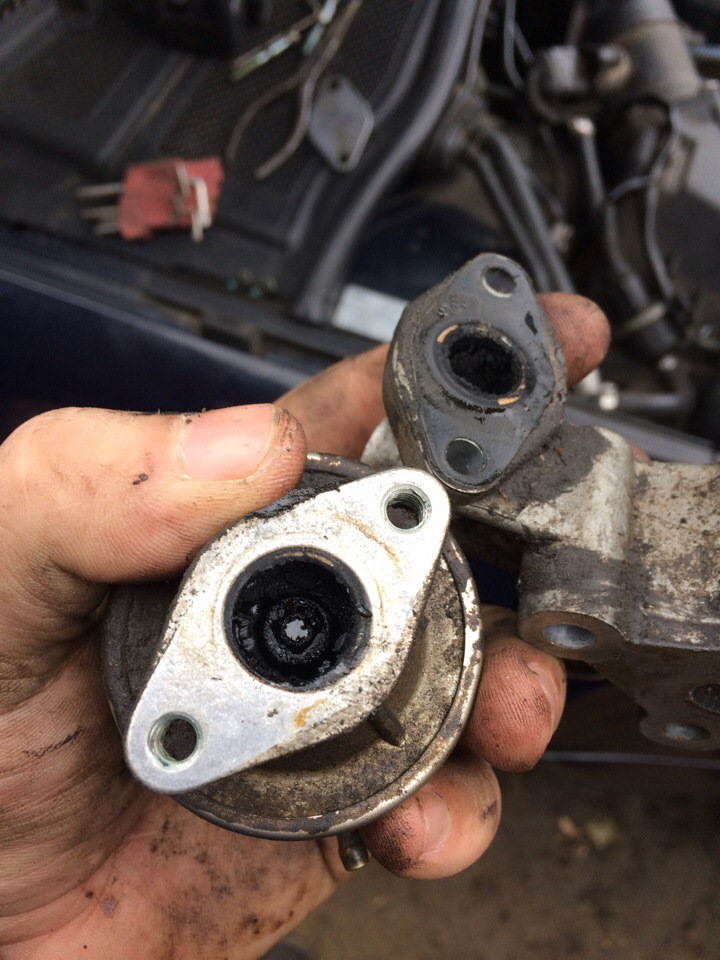 Заглушка клапана EGR на Audi A4 B5 3
