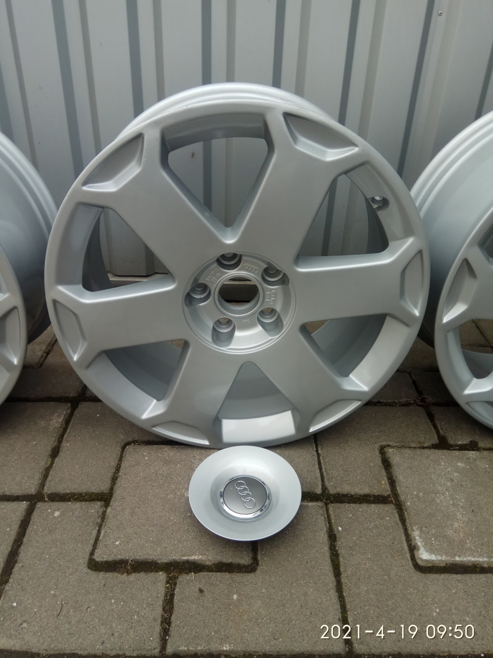 Продам Диски r18 Avus lll 5*112 4