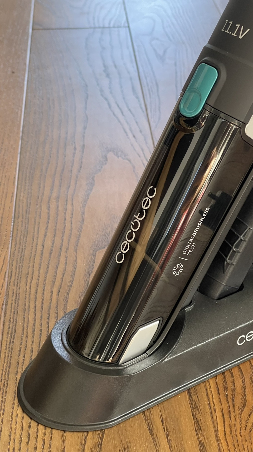 Чистота та порядок з пилососом Cecotec Conga Rockstar Micro 8000 2