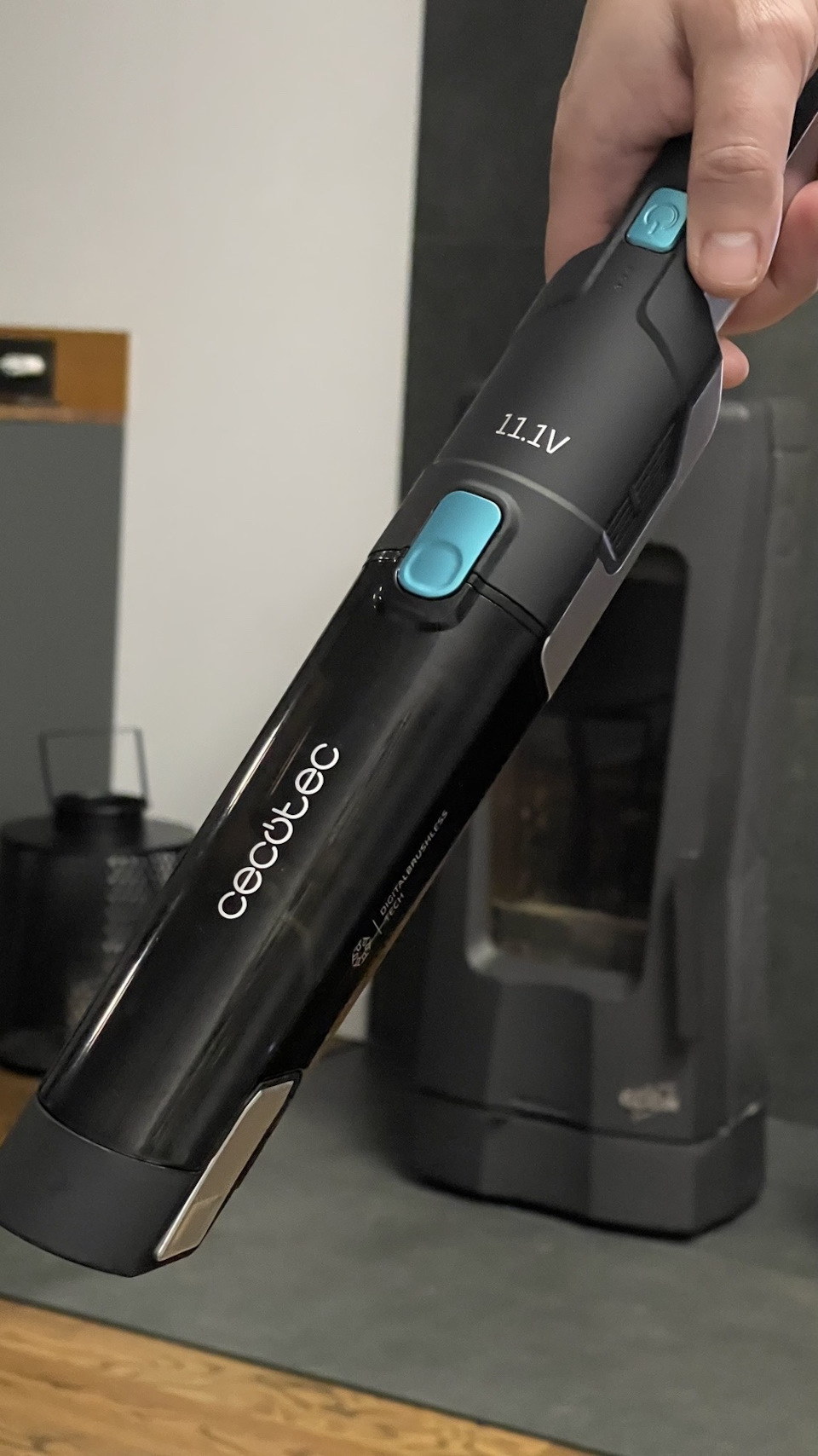 Чистота та порядок з пилососом Cecotec Conga Rockstar Micro 8000 3
