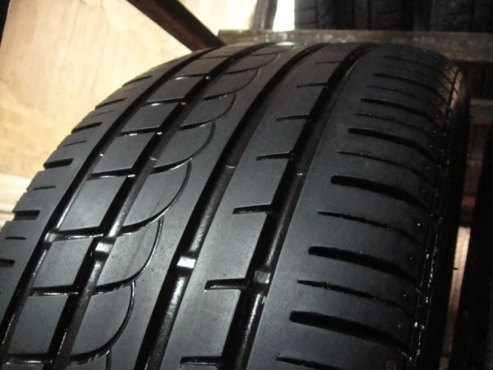літні шини Pirelli