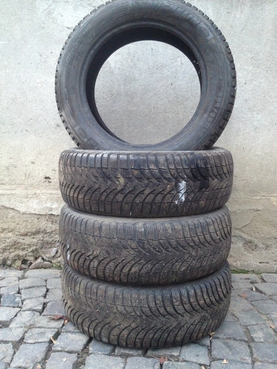 Купив зимові тапки Michelin Alpin A4 3