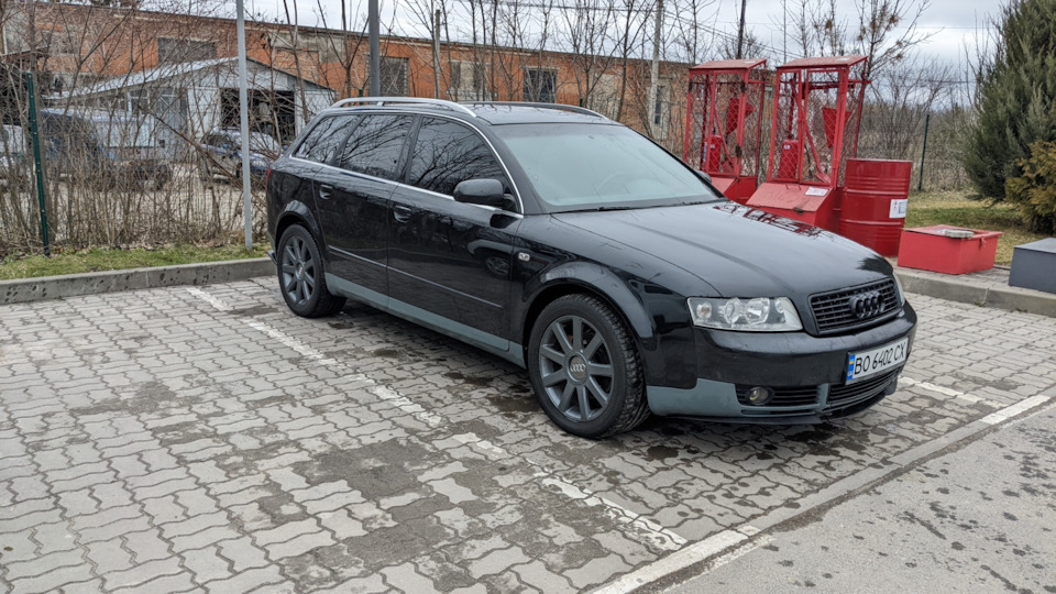 На продажі 4