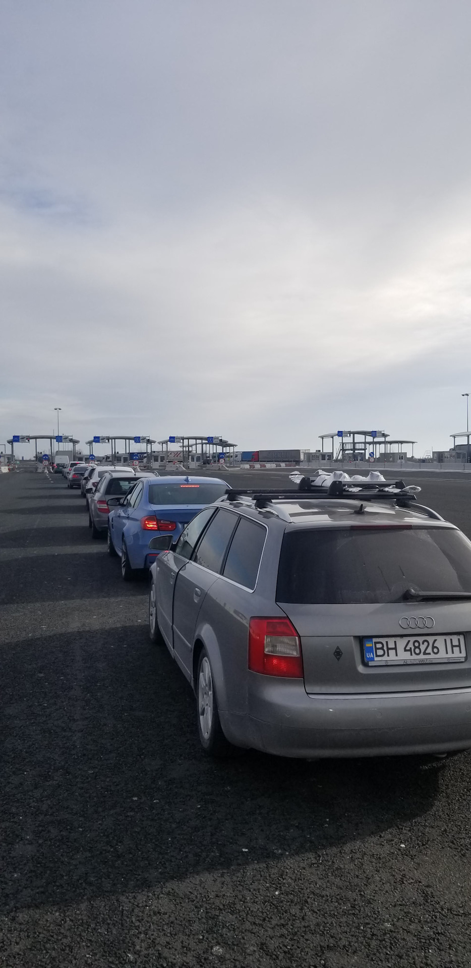 Оригінальні поперечні рейлінги Audi 5
