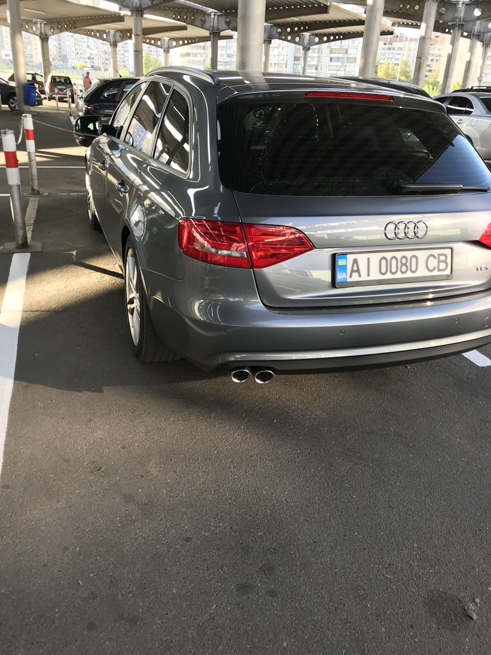 Кохання в деталях: насадки на вихлоп для Audi A4 b8 4