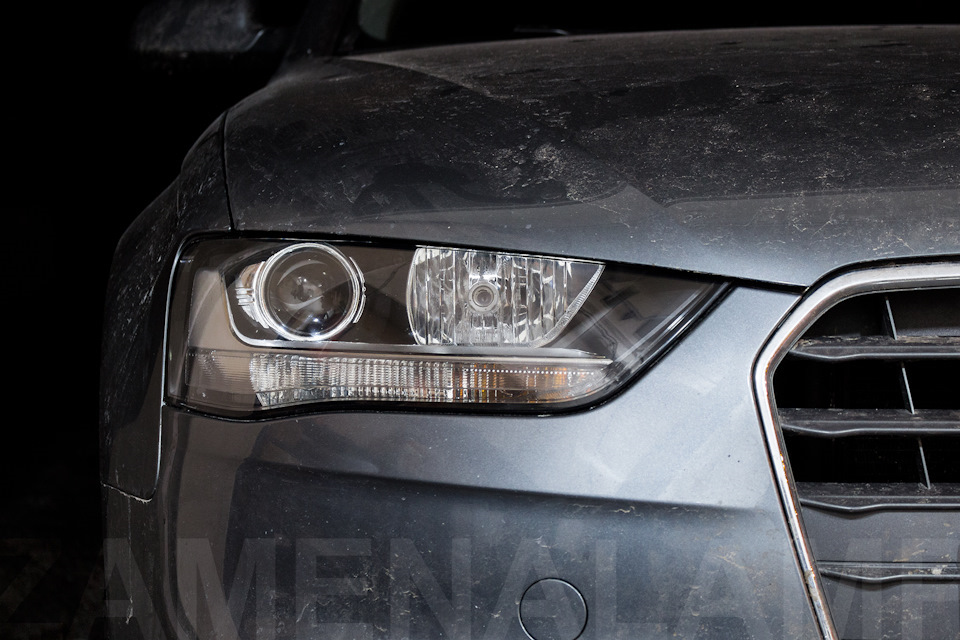Встановлення біксенонових лінз 3.0 дюйма на AUDI A4 Avant (B8) facelift 1