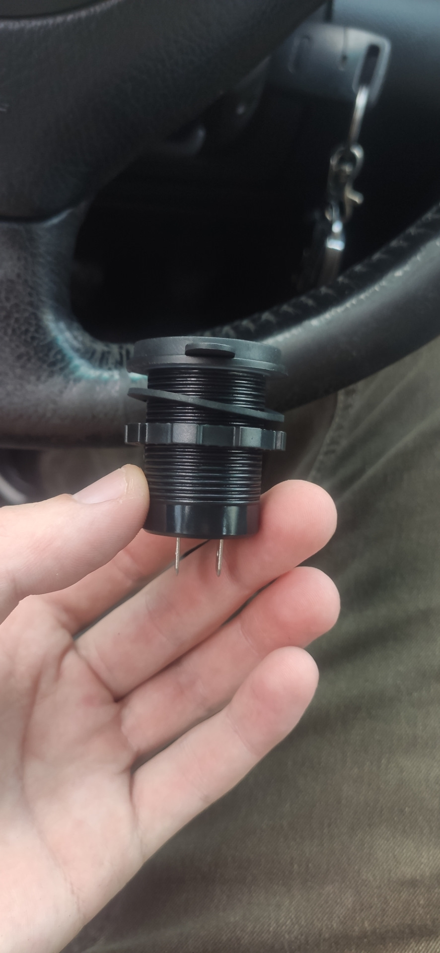 Quick charge на два USB 4