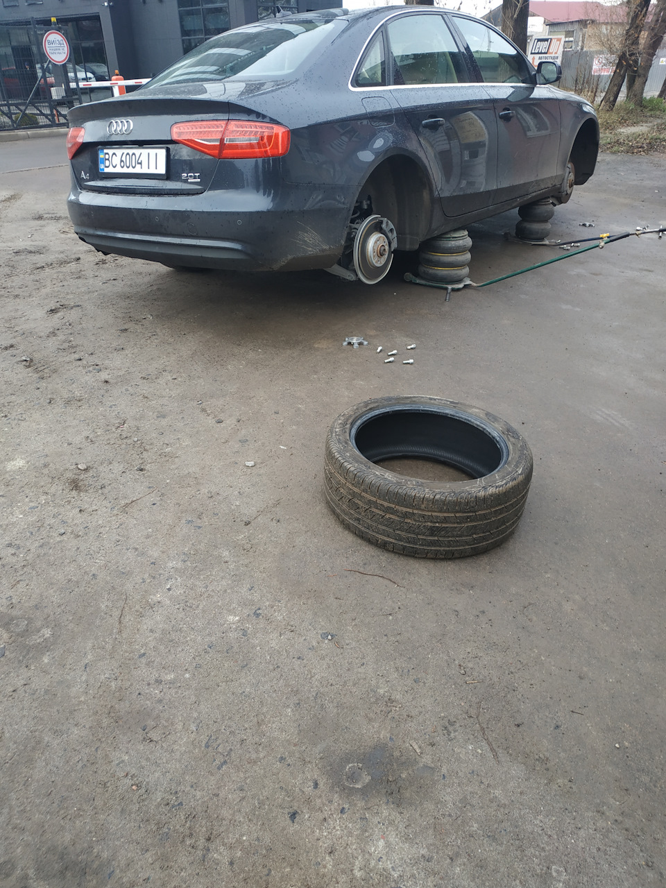 Зимові шини, перший сніг, салон та багато фото 3