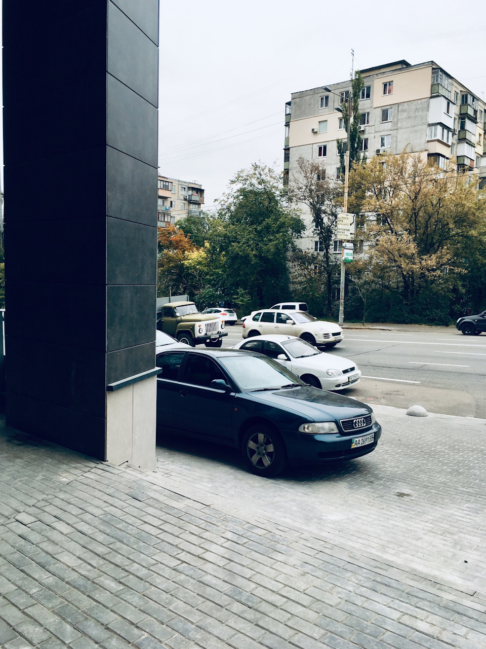 Трукам на роботі 3