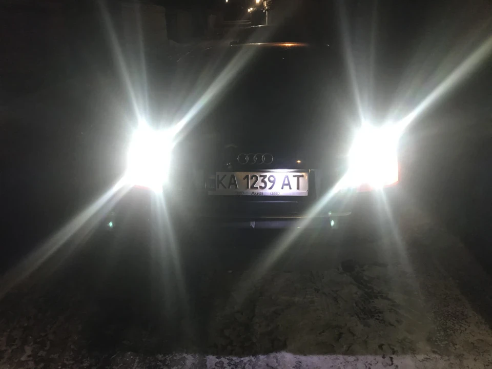 Світлодіоди в задній хід)