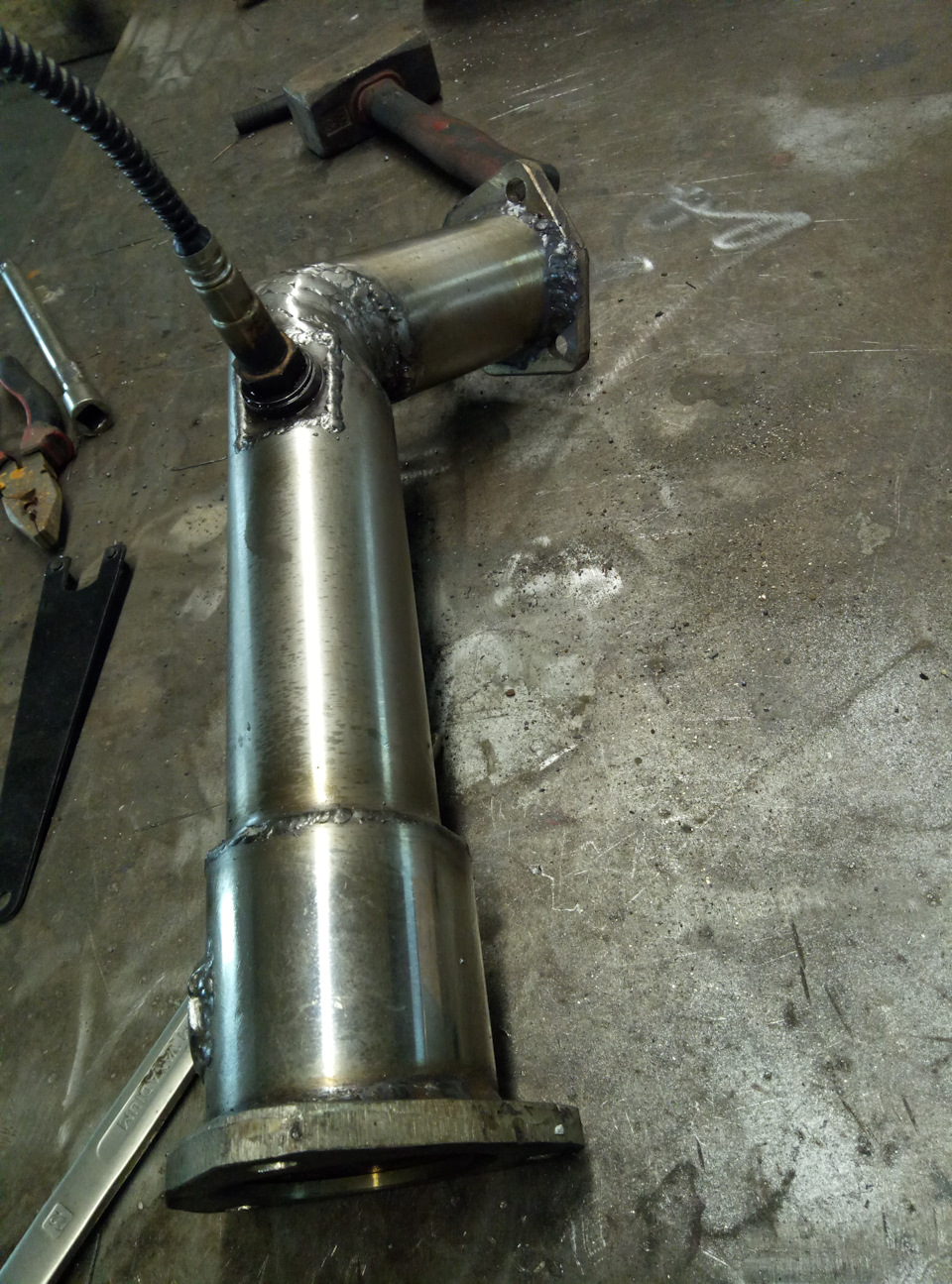Downpipe для Audi A4B5 1.8TQ 5