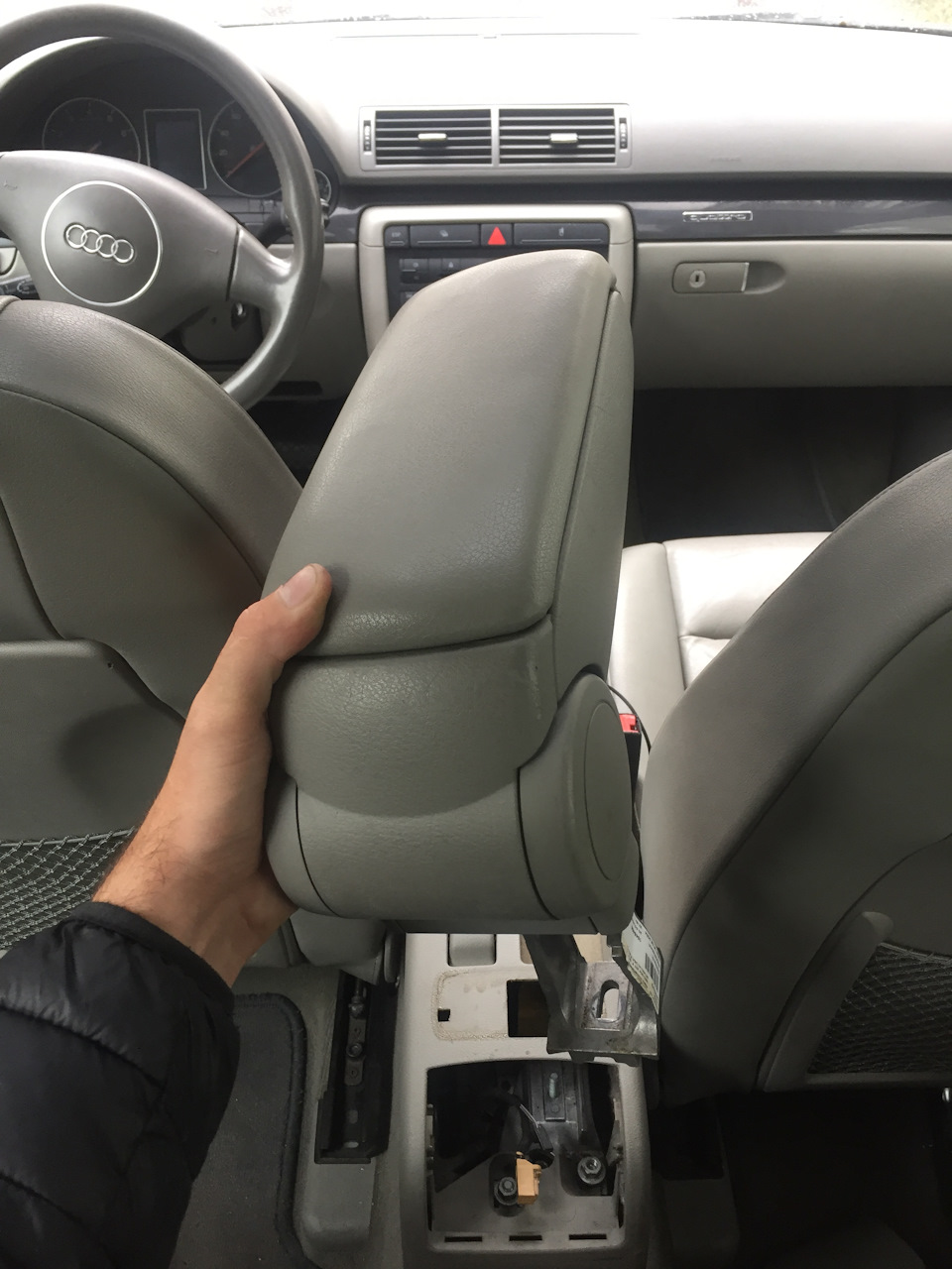 Ремонт ручника Audi A4 B6 2
