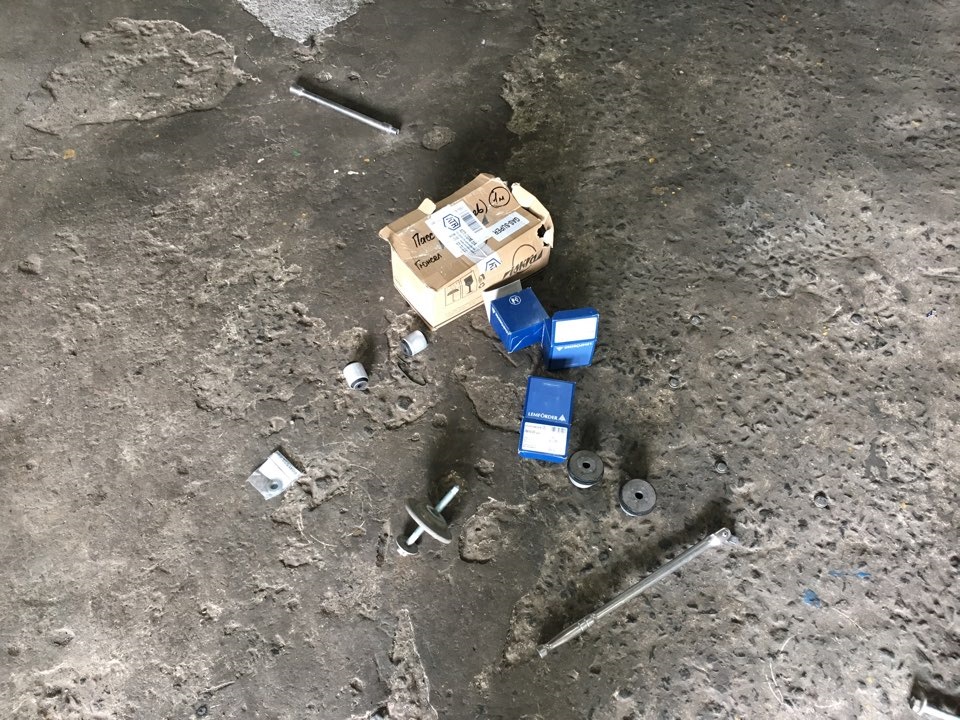 Заміна сход-розвальних болтів 2