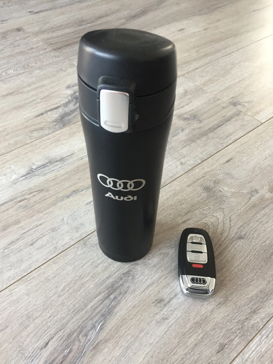 Термос AUDI