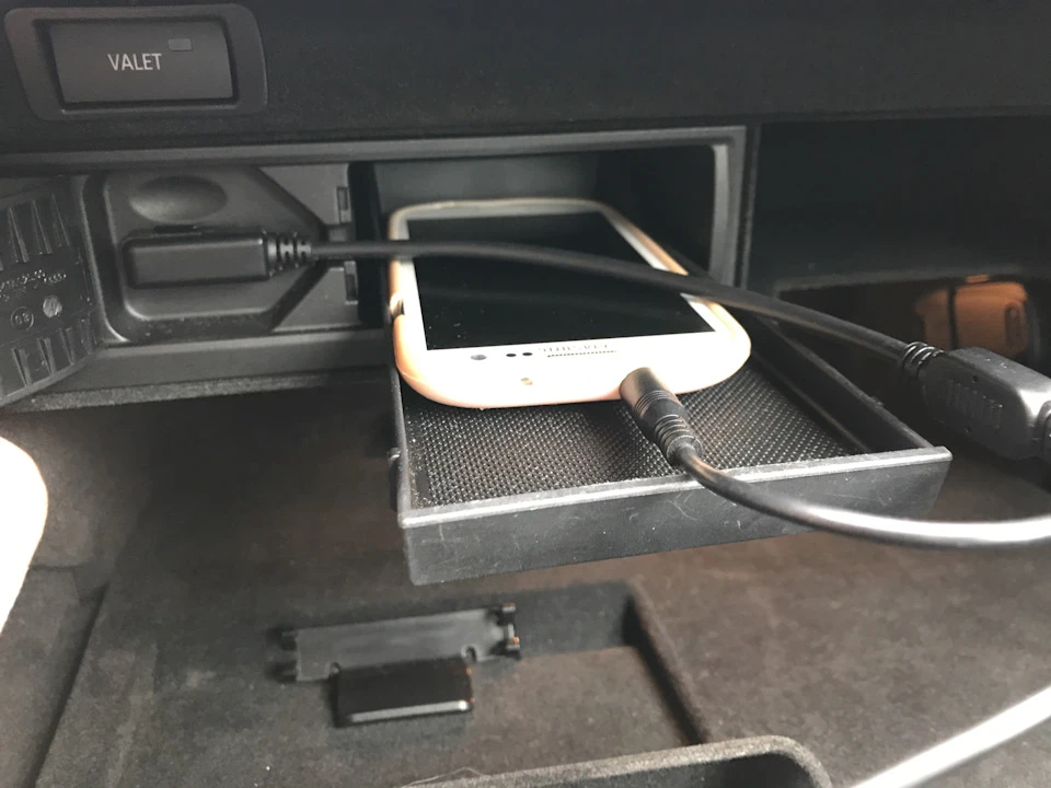AMI-TO-AUX+Spotify