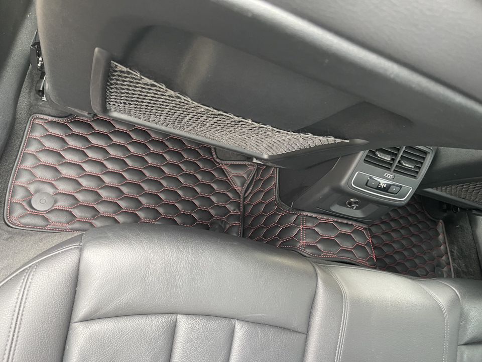 Русифікація, RS кермо, європейські задні ліхтарі, килимки Wellmats 2