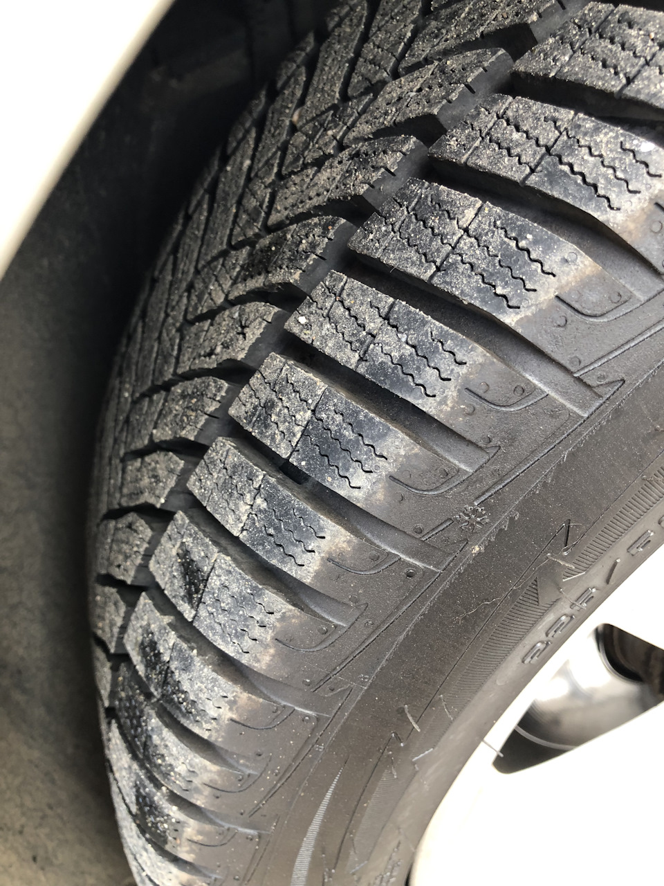 Вибір зимової гуми 225/50/r17 3