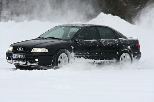Audi A4 B5 1.8 quattto МКПП на запчастини Україна 1