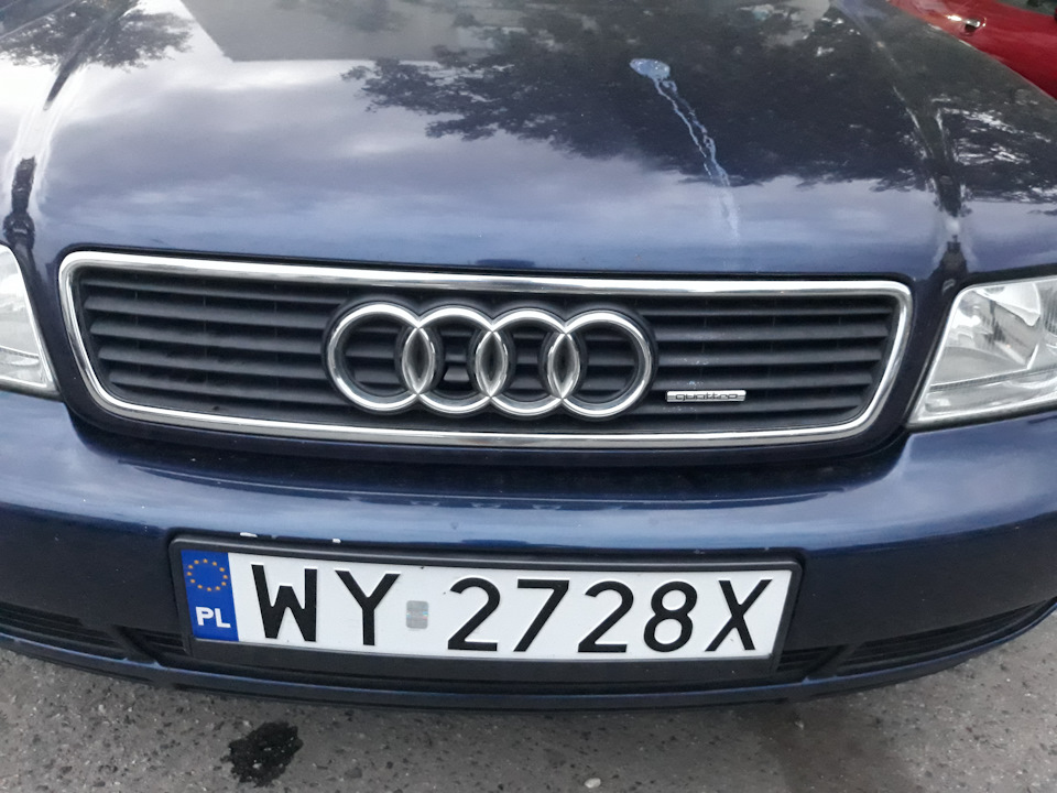 Значок Quattro на решетку. Теперь верно 1