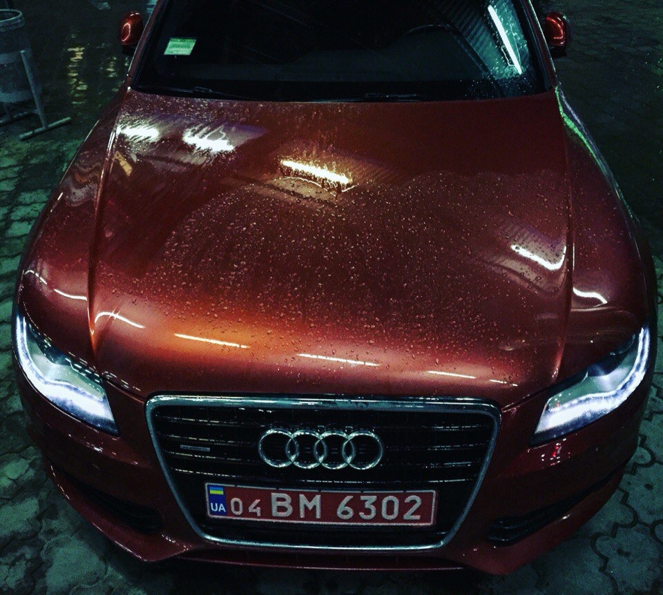 Audi A4 3.2 QUATTRO 2