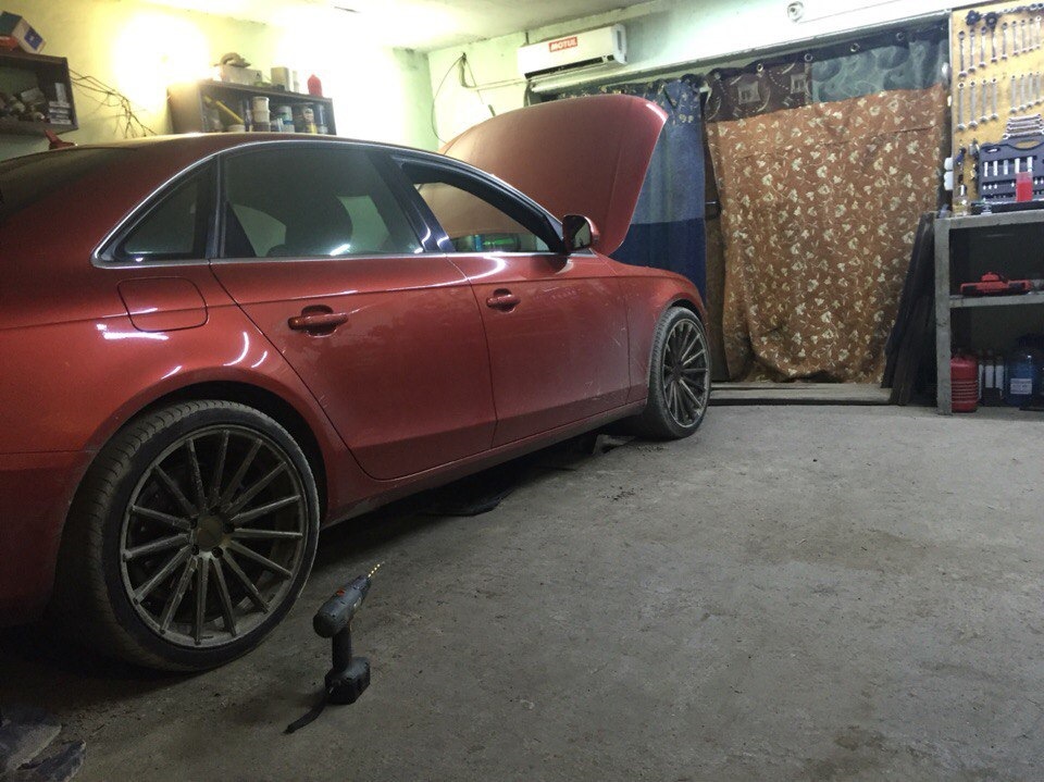 Витрата 40, все нормально, це ж AUDI))) 2