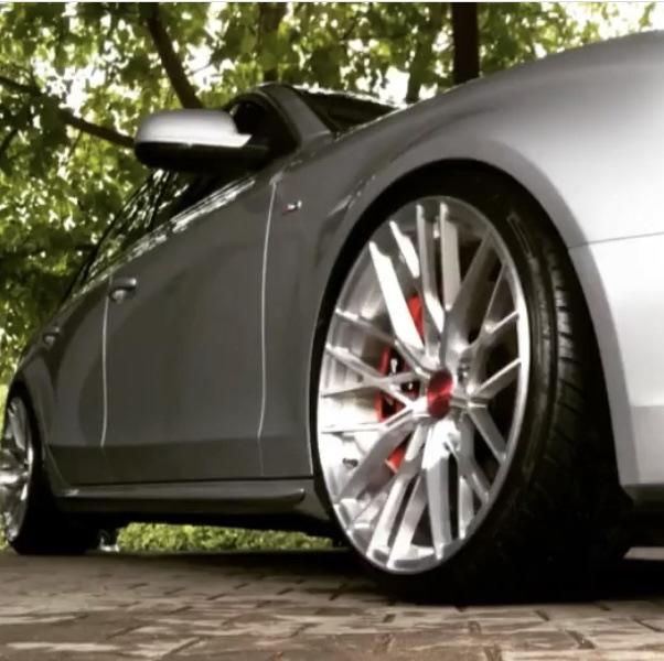 Красимо гальмівні супорти Audi A4 B8 s-line 252 к.с. 3
