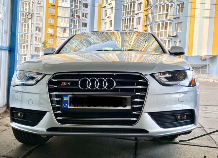 Красимо гальмівні супорти Audi A4 B8 s-line 252 к.с. 4