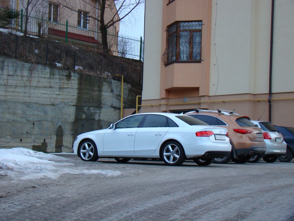 Не витримав. Перевзувся.) 4