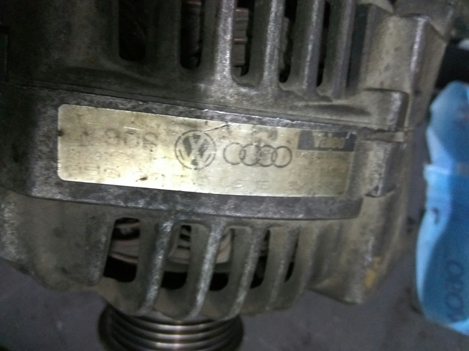 Новий генератор VALEO 90 ампер 4