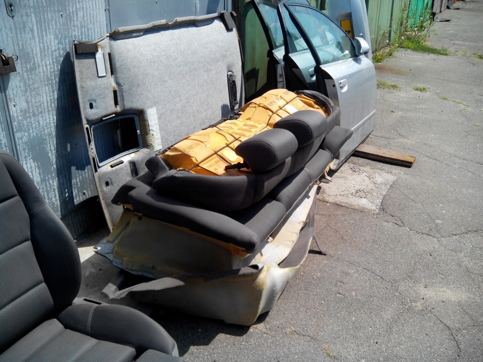 Сидіння VAG Sport з Audi A4 B6 5