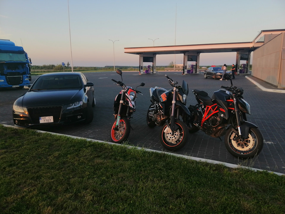Покотушки з KTM 1290, 990, 690, було жарко 1