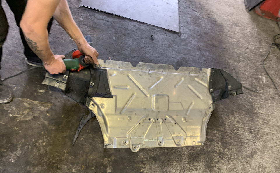 Захист RS5. Заміна лівої цапфи. 5
