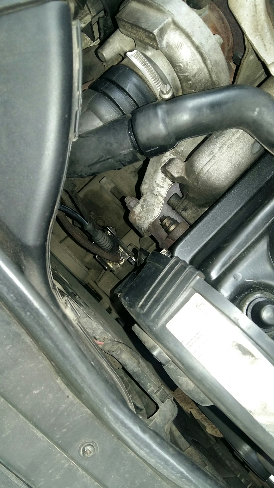 Барахліт вакуумний клапан 028906283F 1