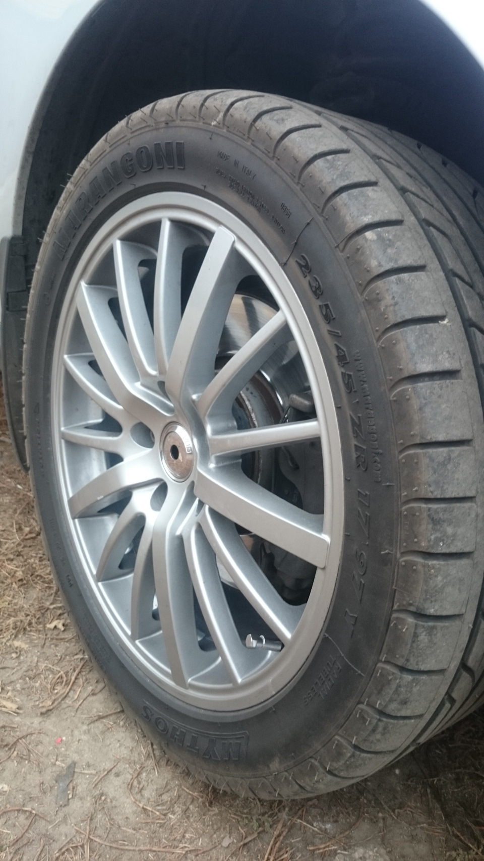 Шукаю оригінальні диски R 16. AUDI. 4